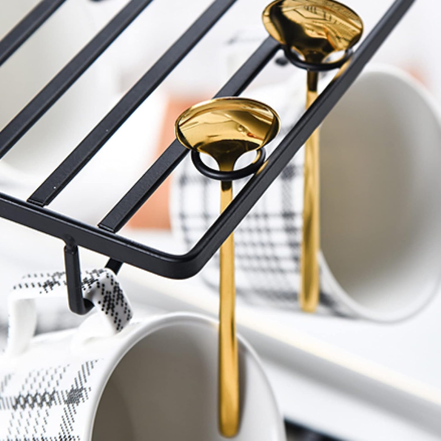 深川製磁 金武自然 水墨山水画 茶器揃(蓋付き湯呑五客・急須) 深川製磁 深川製磁 金武自然 水墨山水画 茶器揃(蓋付き湯呑五客・急須) 深川製磁